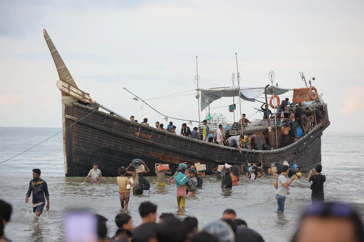 Refugiados rohingyas chegam a Ulee Madon