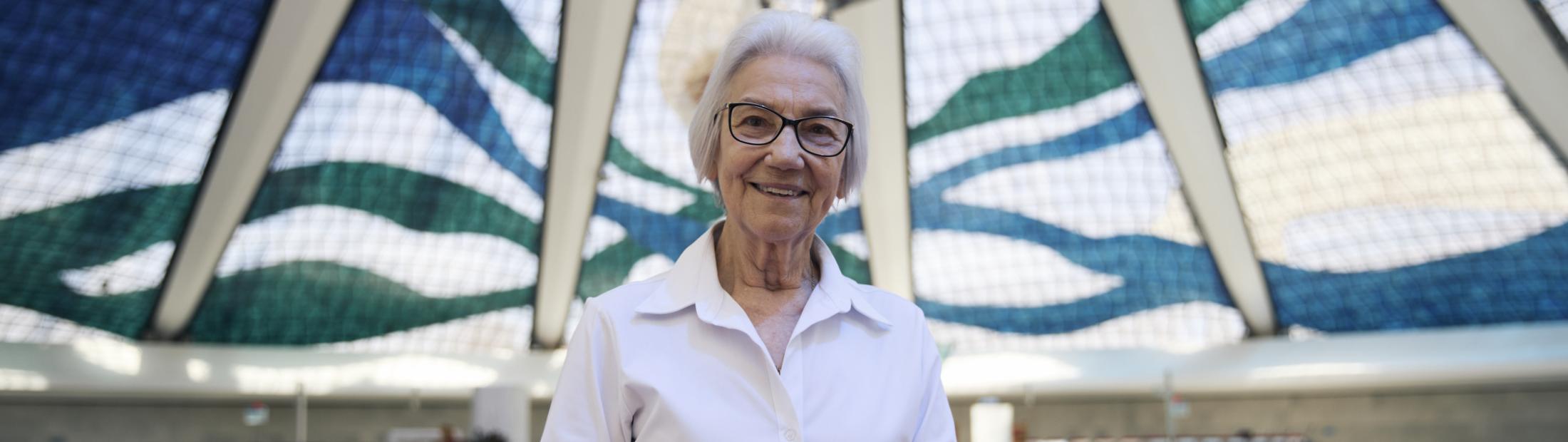 Freira brasileira que defende os refugiados ganha o Prémio Nansen do ACNUR 