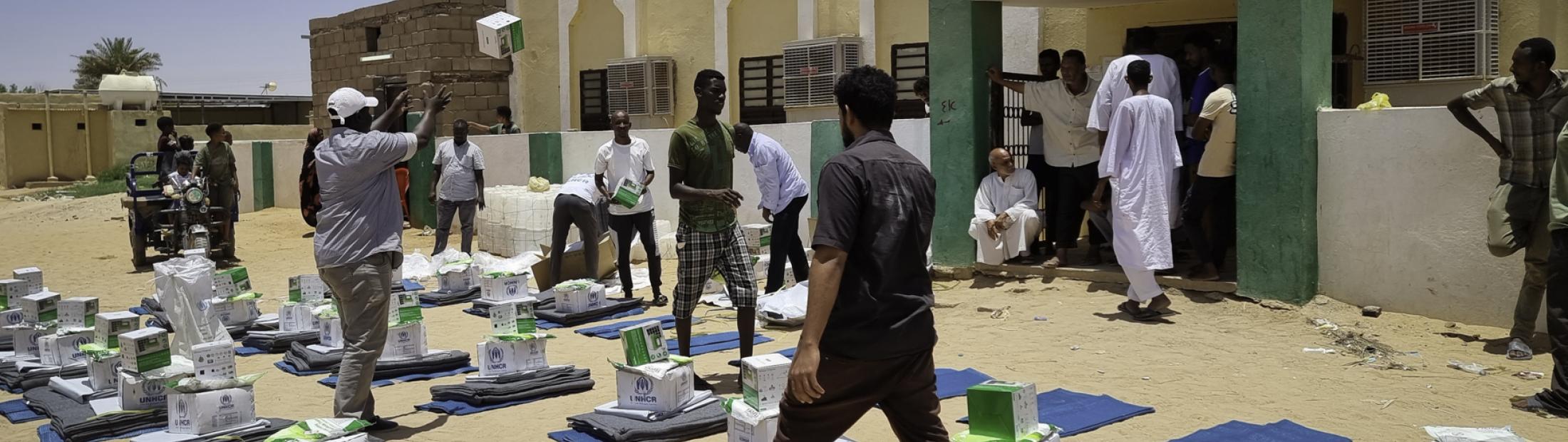 Após 4 meses de guerra, os líderes humanitários apelam à ação para pôr fim à tragédia no Sudão 