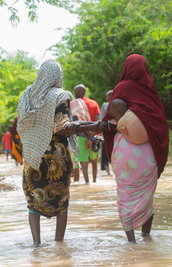 Inundações graves afetam dezenas de milhares de pessoas deslocadas no Corno de África 