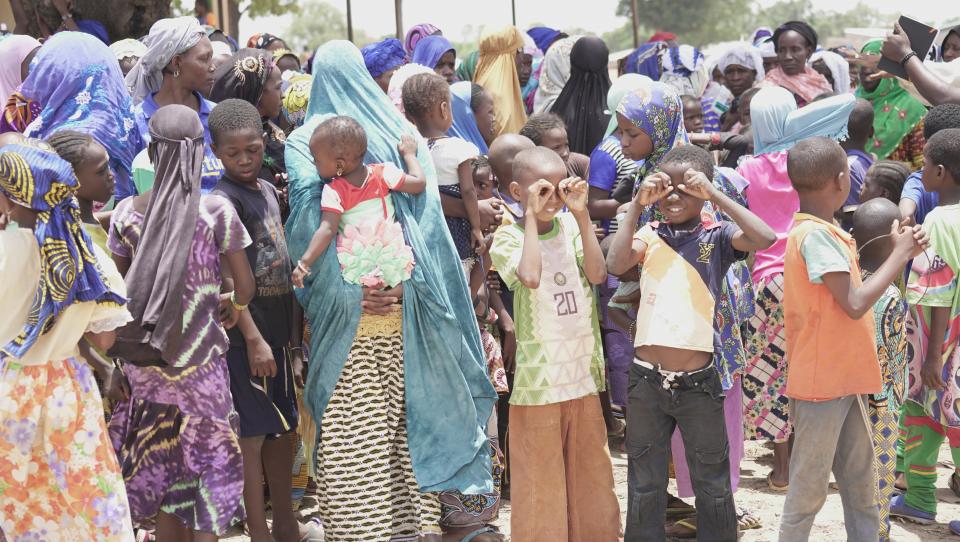 O ACNUR apela à proibição dos regressos forçados ao Burkina Faso, numa altura em que a crise humanitária está a agravar-se 