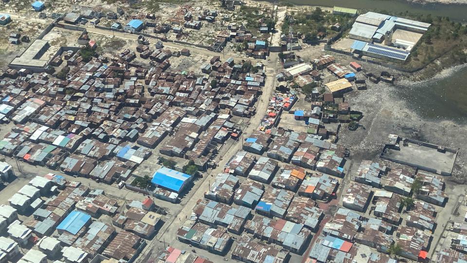 O ACNUR apela à continuação da solidariedade internacional para combater as deslocações e a insegurança no Haiti 