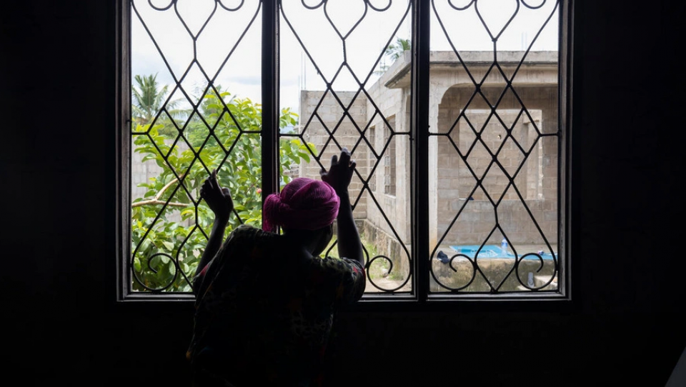 Diante da escassez de financiamento, o ACNUR faz apelo urgente para proteger mulheres e meninas do aumento da violência